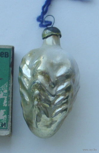 Ёлочная игрушка. И-4.