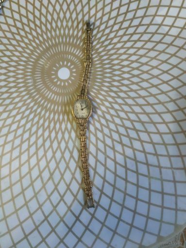 Часы наручные Луч с браслетом.Состояние на скане. В коллекцию,ремонт,на запчасти.