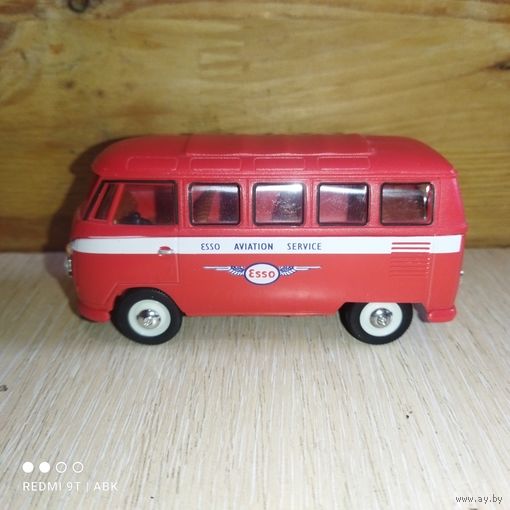 VW Combi.SCHUCO.1/43.