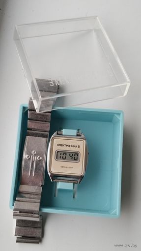 Часы Электроника 5. Сделано в СССР. Шикарный кусочек истории и воспоминания.
