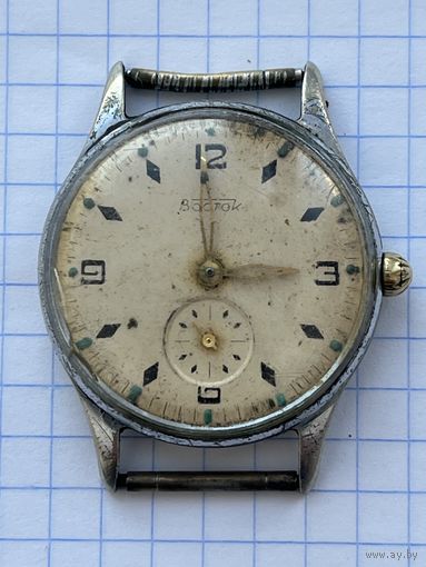 Редкие часы Восток. Часы рабочие, но нужна профилактика и замена стекла.