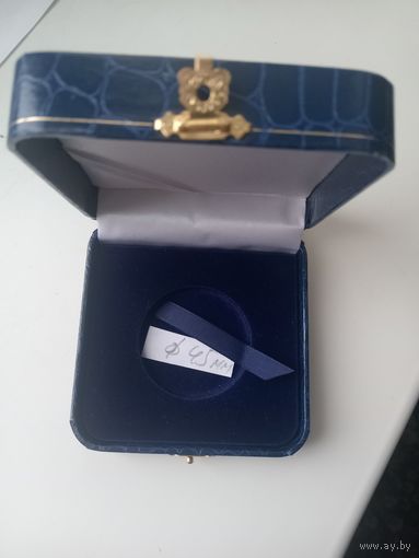 Футляр 35 мм