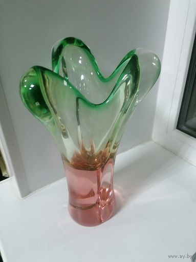 Ваза крокус Чехословакия лот 4-8М