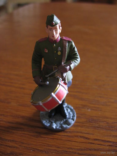 Оловянный солдатик! Военный музыкант Парад Победы
