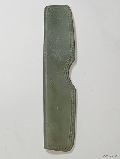 Винтажный чехол для расчески . СССР .