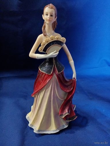 Статуэтка девушки, англия "Юлианна", керамопластика, высота 26см. 2012г.