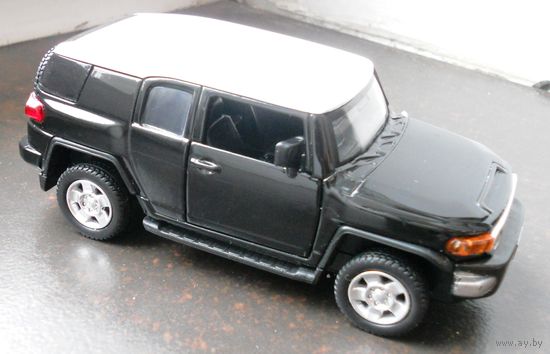 TOYOTA Модель металлическая коллекционная машинка