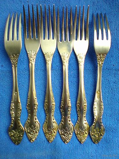 Шесть Столовых Вилок (Нерж.) - Одним Лотом.