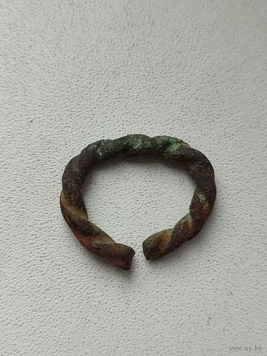 Кольцо ложновитое старинное