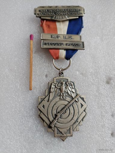 Знак США. NRA Intercollegiate National Conventional, 1967. R.O.T.C. Second place. Межвузовская Национальная стрелковая ассоциация. Офицер запаса, обучающий полицейских. Серебряная медаль. тяжелая