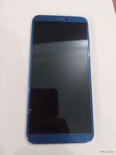 Смартфон Honor 9 Lite, трещины на дисплее, на работу не влияют. Хорошая старая звонилка. Батарея хорошая, в режиме ожидания больше двух суток