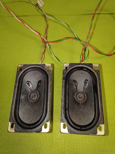 Динамики из СССР.3 W. 8 Oм.