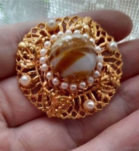 Винтажная брошь. Чехословакия.
