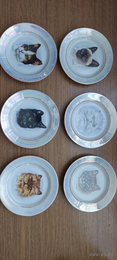 Набор тарелок