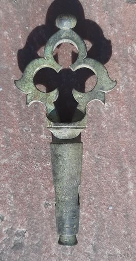 На самовар верток большой.