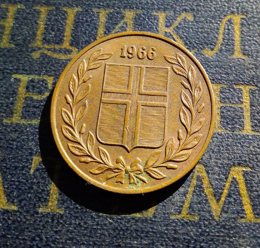 5 эйре 1966 Исландия #01