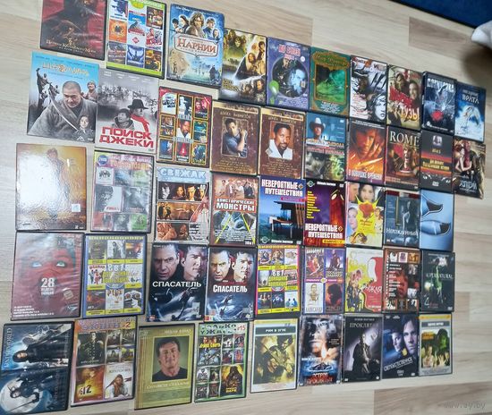 Диски с ИНОСТРАННЫМИ фильмами 47 штук
