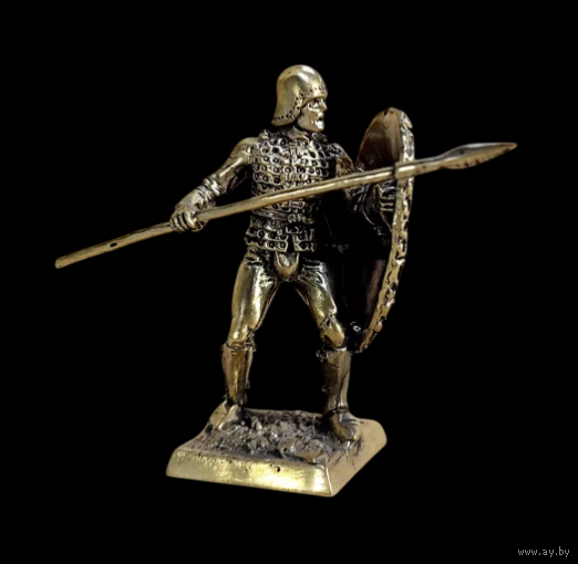 Статуэтка миниатюра Лёгкий пехотинец со щитом и копьём Бронза