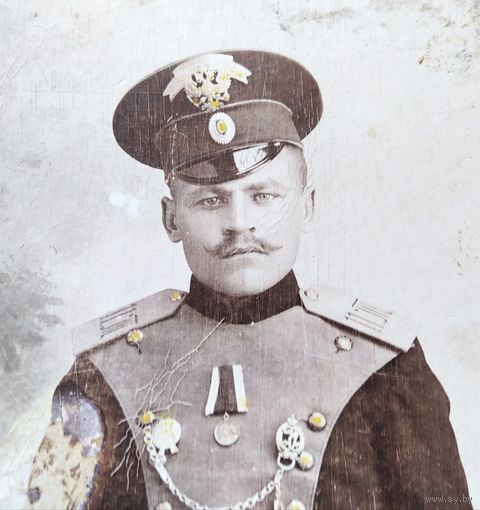 Герой на погонах 11 Т. Наградная лента на голов. уборе , с медалью 300 лет Романовым, Отл. Стрелок