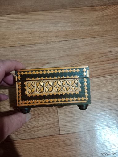 Шкатулка дерево