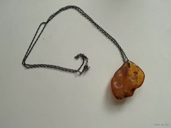 Кулон янтарь ( большой )