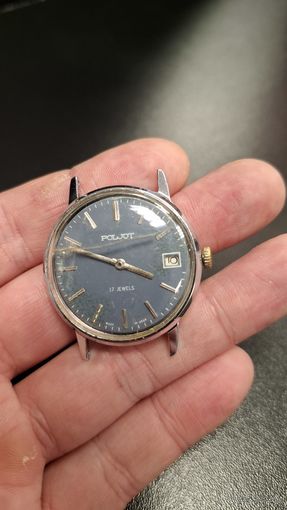 С 1 рубля 3 дня! Яркое внешнее состояние. Качнешь, дернутся, но не идут.