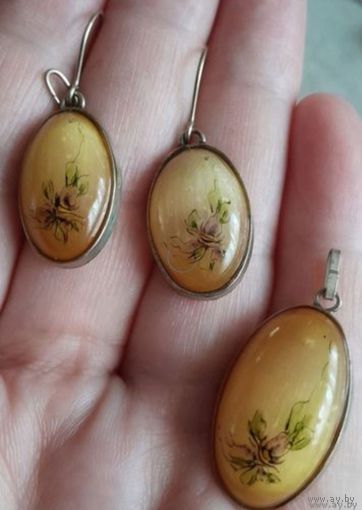 Лот: серьги и кулон из Селенита. Ручная роспись.