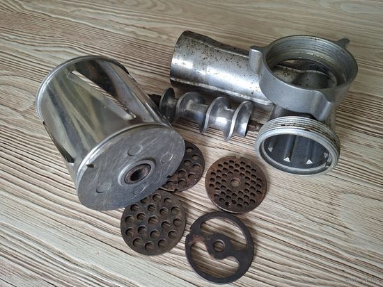 Мясорубка запчасти :Цена завсе ,новое