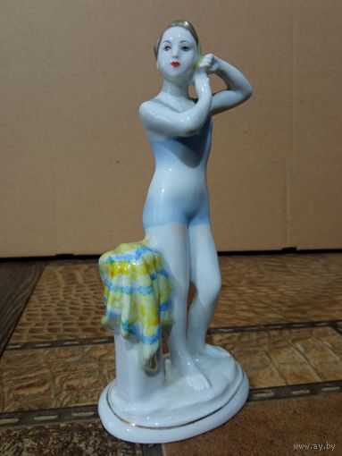 Статуэтка Купальщица юная плавчиха ЛФЗ