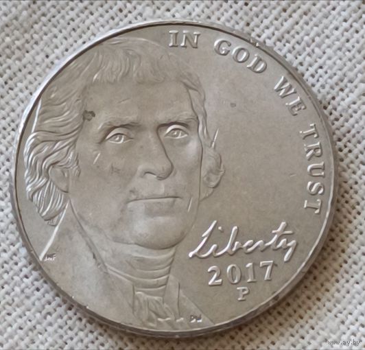 США. 5 центов 2017 года.