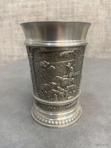 Оловянный стакан Сельский сюжет. SKS Германия. Высота 8.3 см. 100 мл