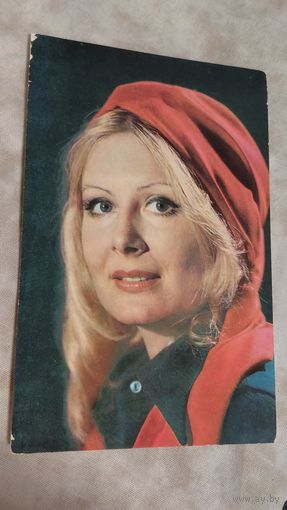 Актеры актриса  Эва Киви