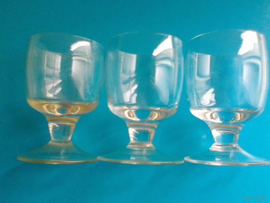 Три Рюмки - Одним Лотом - Объём 40/45 грамм.