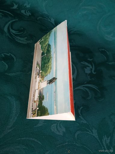 Открытка тройная (почтовая карточка) "Ульяновск. Памятник В.И.Ленину", худ. А.Богатырев, фото Т.Бакмана, 1969г