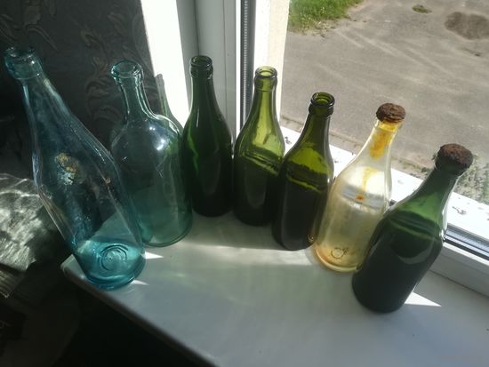 Старинные бутылки с клеймами. С рубля.