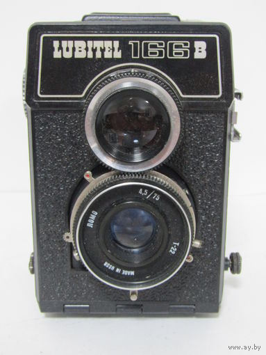 Фотоаппарат "Любитель 166". СССР.