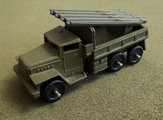 Металлическая машинка СССР