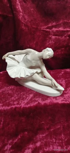 КОЛЛЕКЦИОННАЯ ФАРФОРОВАЯ СТАТУЭТКА БАЛЕРИНА УМИРАЮЩИЙ ЛЕБЕДЬ ЛФЗИ СССР ОРИГИНАЛ  .  Распродажа Коллекции !!! . Экспресс  Аукцион с рубля без МПЦ   .Много лотов в продаже .