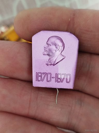 Ленин барельеф