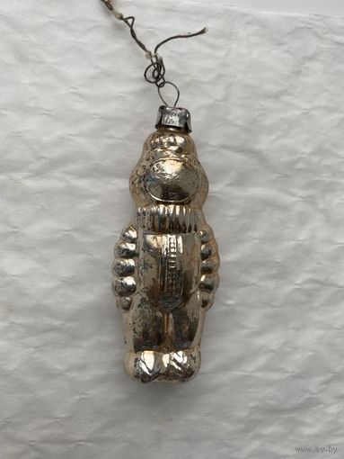 Елочная игрушка Космонавт.