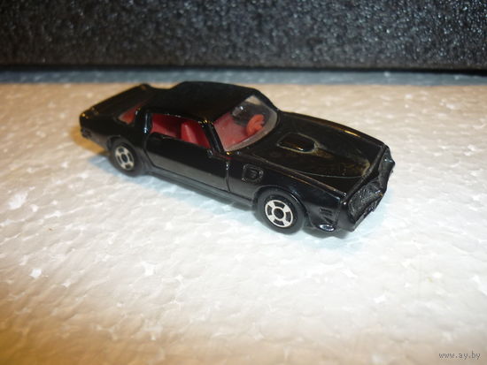 Моделька авто Pontiac. 1970.FIRE BIRD TRANSAM. Made in Hong Kong. 1:64