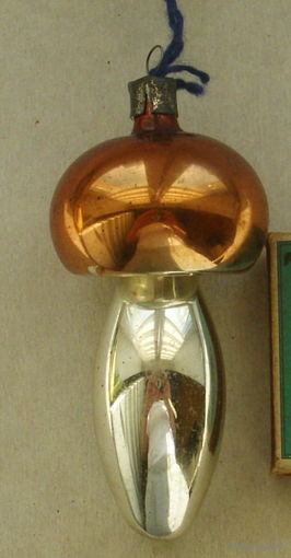 Ёлочная игрушка. Гриб. Е-84.