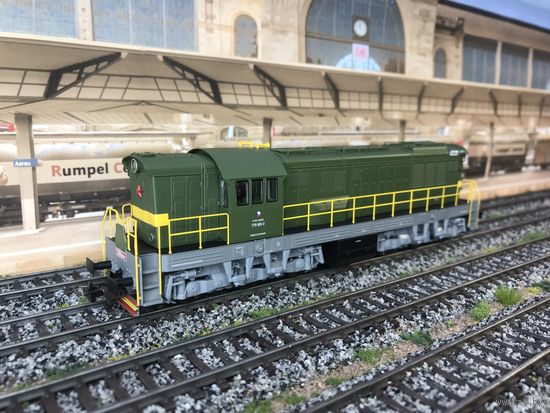 Локомотив  T770 CS Army PIKO 59790. Масштаб НО 1:87.