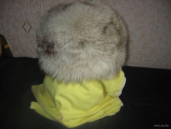 Лот 074 Шапка из песца 58 размера возможна примерка