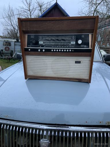 Уже редкая для наших мест советская  радиола первого класса "Ригонда-102", 1971-77год . 24 кг.