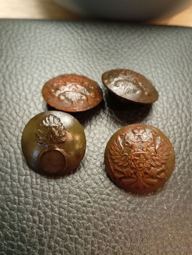 Лот старых пуговиц. Бронза. Гренада и орел на пушках, остальные-орлянки. С рубля!