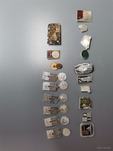 Значок СССР в реставрацию. 19 шт. одним лоом.