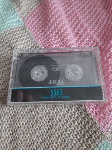 Кассета  AKAI SX90. Руки Вверх, Т Буланова, Жуки и др.