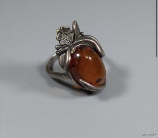 Янтарь Кольцо с янтарем мельхиор