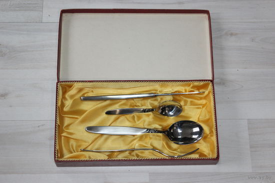 Набор столовых приборов из нержавеющей стали, клеймо "Nirosta", оригинал.